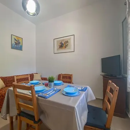 Aquaterra Askeli Poros *